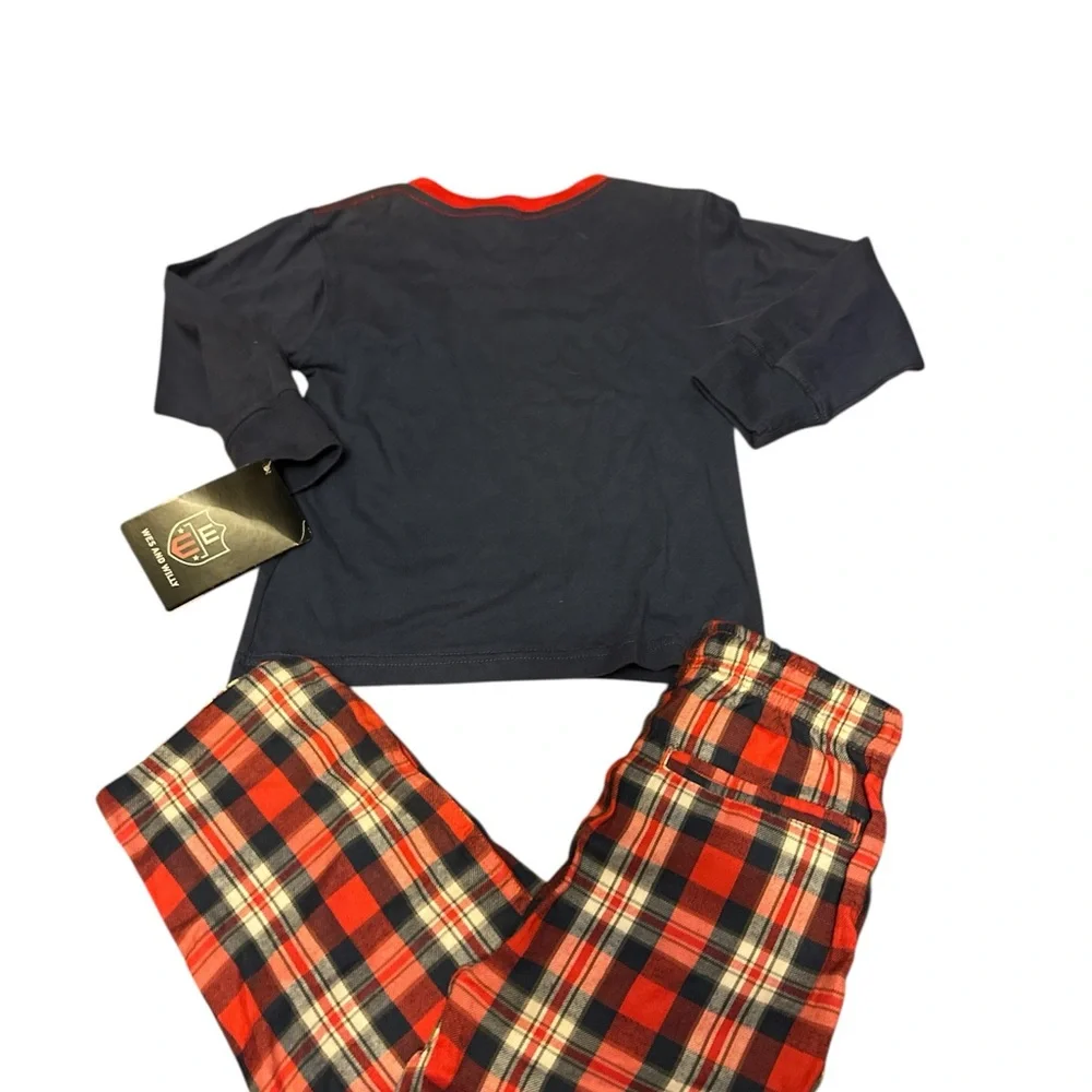 NWT Wes and Willy Red Pajama Set Comfortable Sleepwear